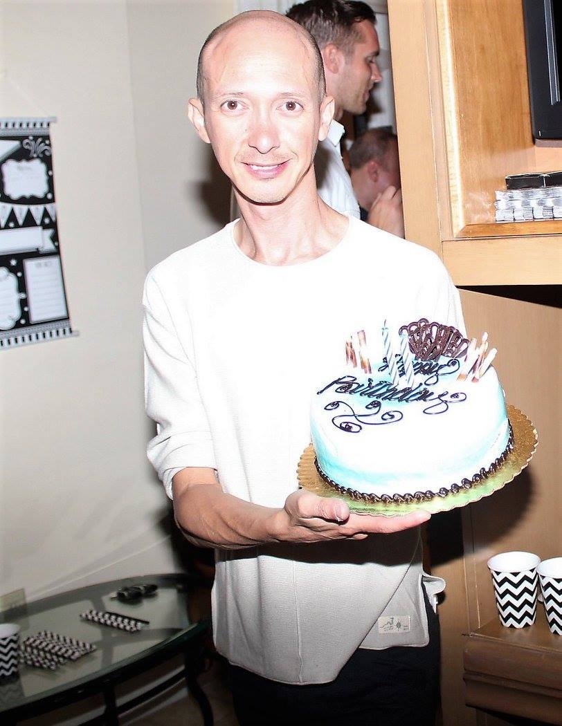 Jonathan Torres Celebra Cumpleaños con Recepción en Hotel Biltmore