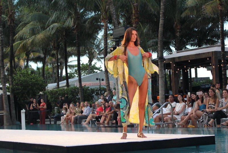 Hammock Show at Miami Swim Week 2016