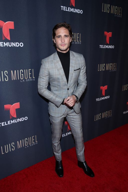 Telemundo presentó en exclusiva el primer episodio de la historia official 'Luis Miguel La Serie' en Beverly Hill
